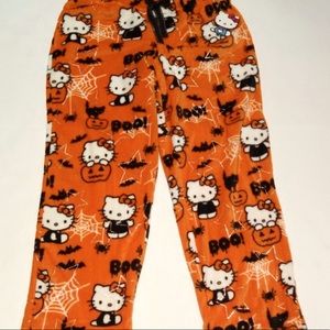 HELLO KITTY PJ PANTS ISO‼️‼️